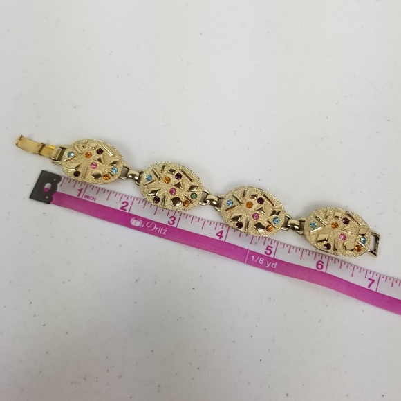 3/$25 Sarah Coventry Gold Tone Link Bracelet - Picture 5 of 8